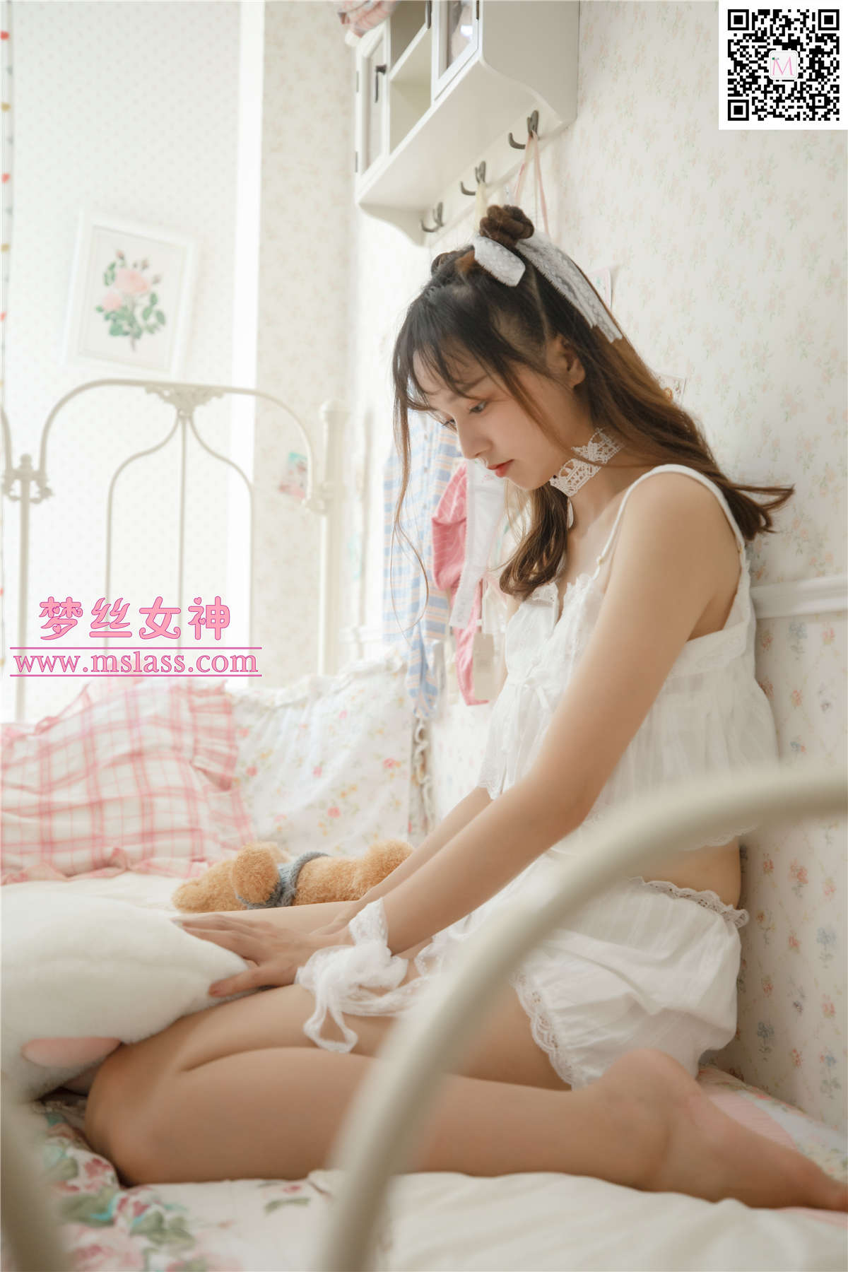 2020.08.27 玥玥《超高质拍摄 美女痞子》-日更街拍