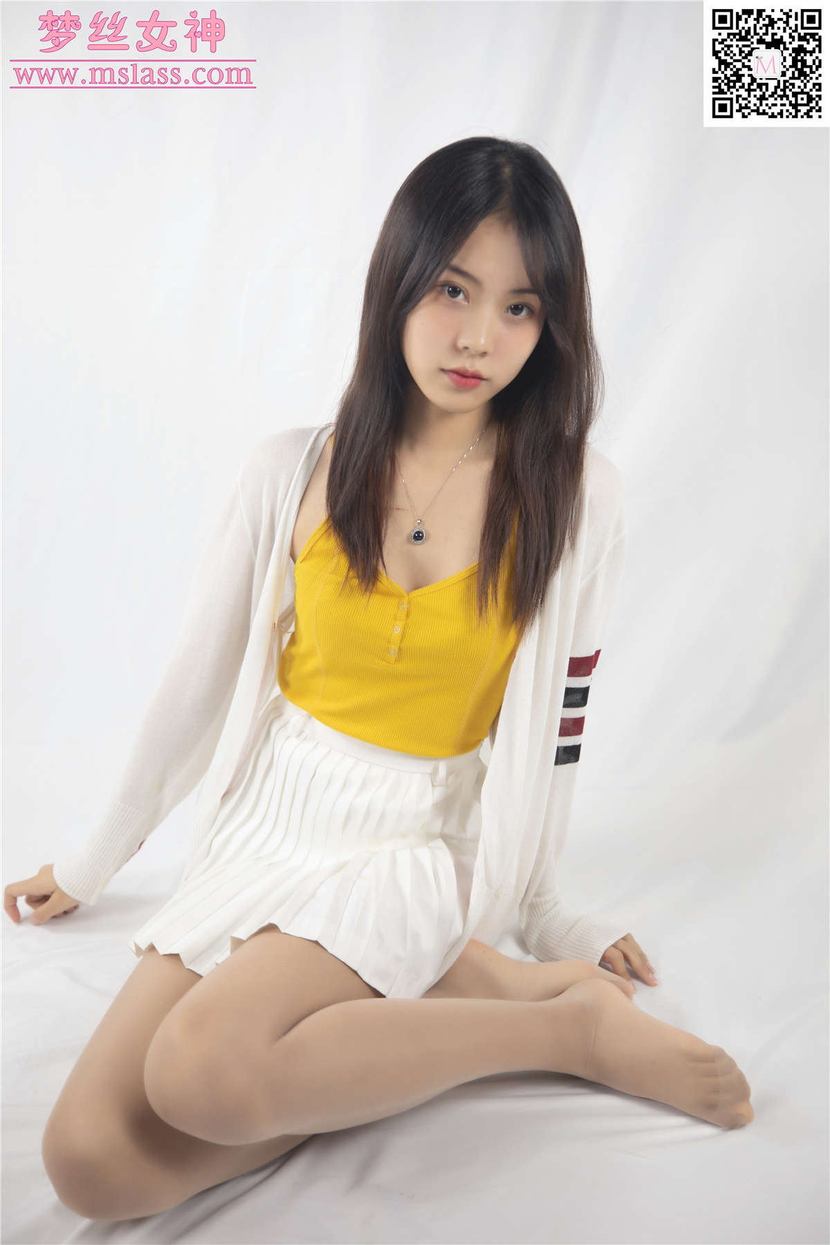 2019.12.06 小糖心 这腿真美滋滋-日更街拍