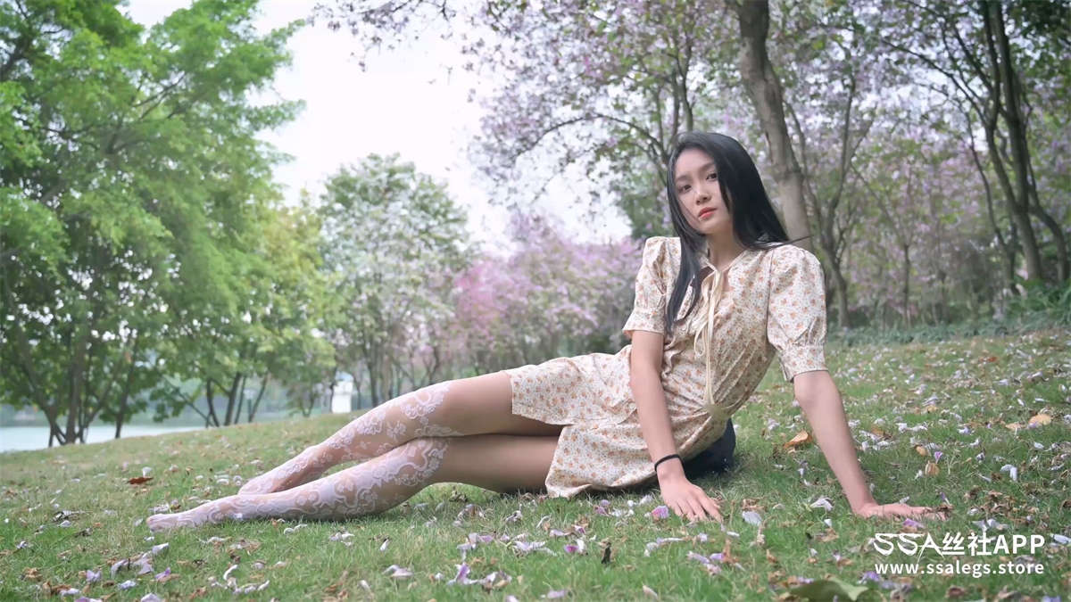 图片[2]-SSA丝社视频 NO.0167 君君 涞觅维纳斯优雅镂空提花丝袜-日更街拍