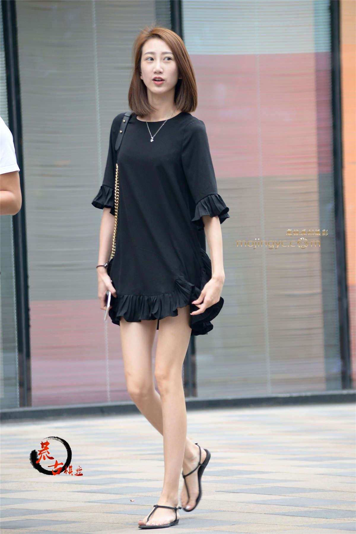 图片[2]-8-7 长腿姑娘-日更街拍