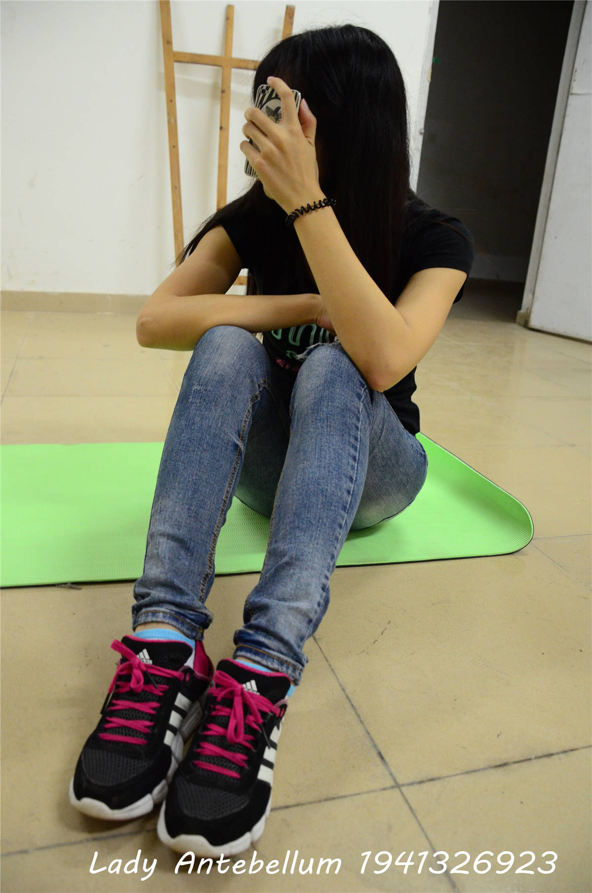 图片[2]-[战前女神] 美腿棉袜女神级摄影套图 056-日更街拍