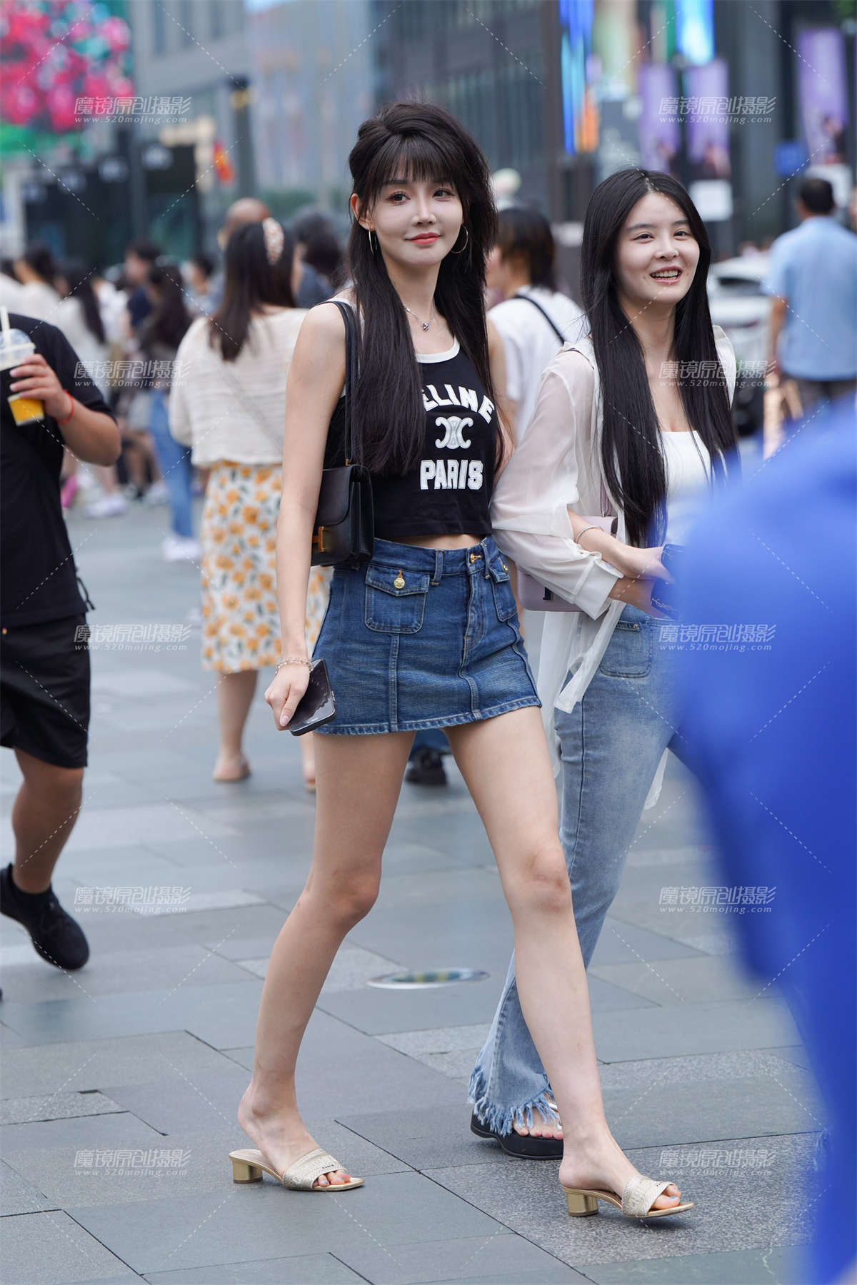 甜美长腿-日更街拍