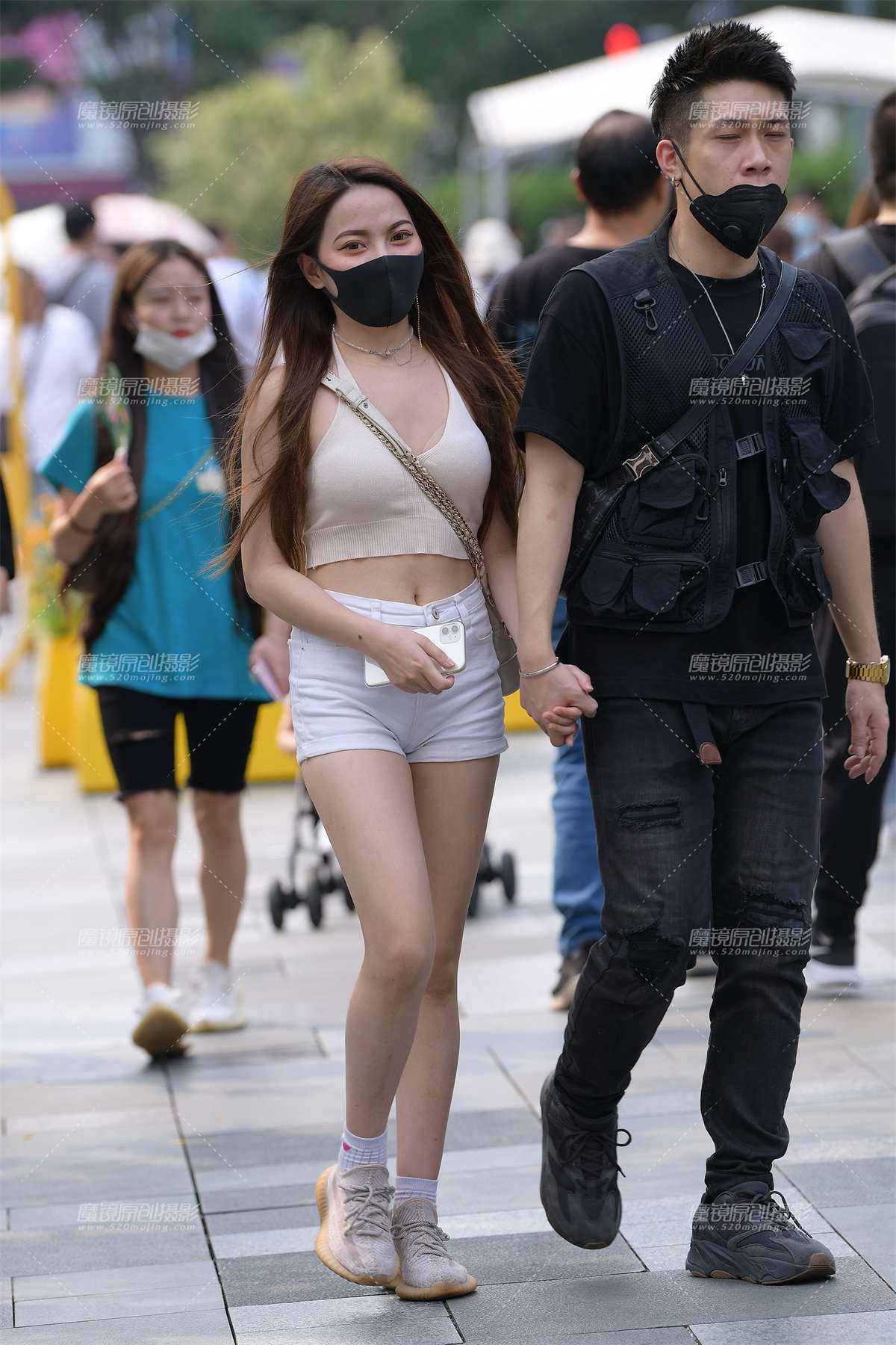 白热裤美腿女友-日更街拍