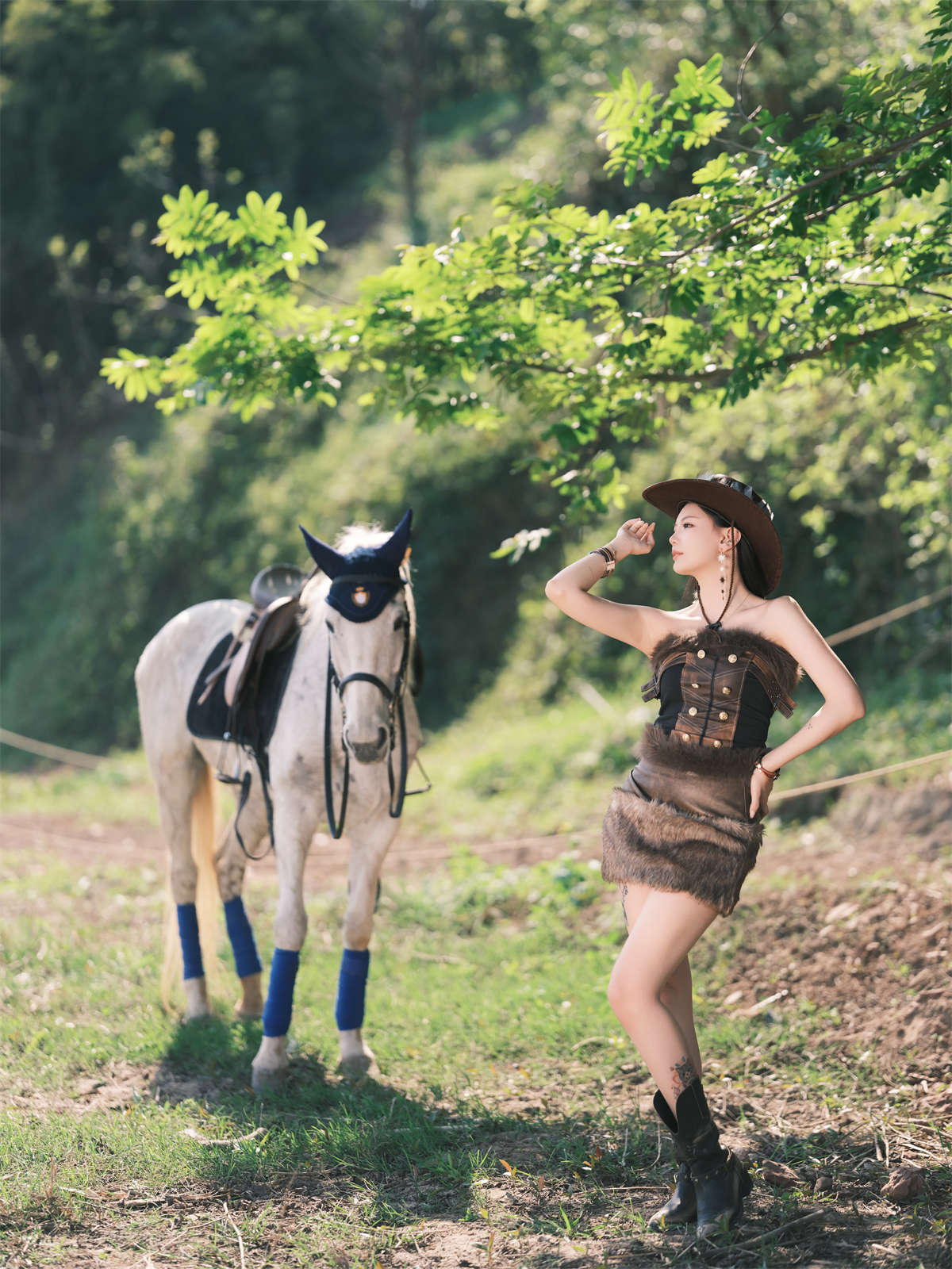 图片[2]-YITUYU艺图语 2025.04.15 妞仔很忙 z-日更街拍