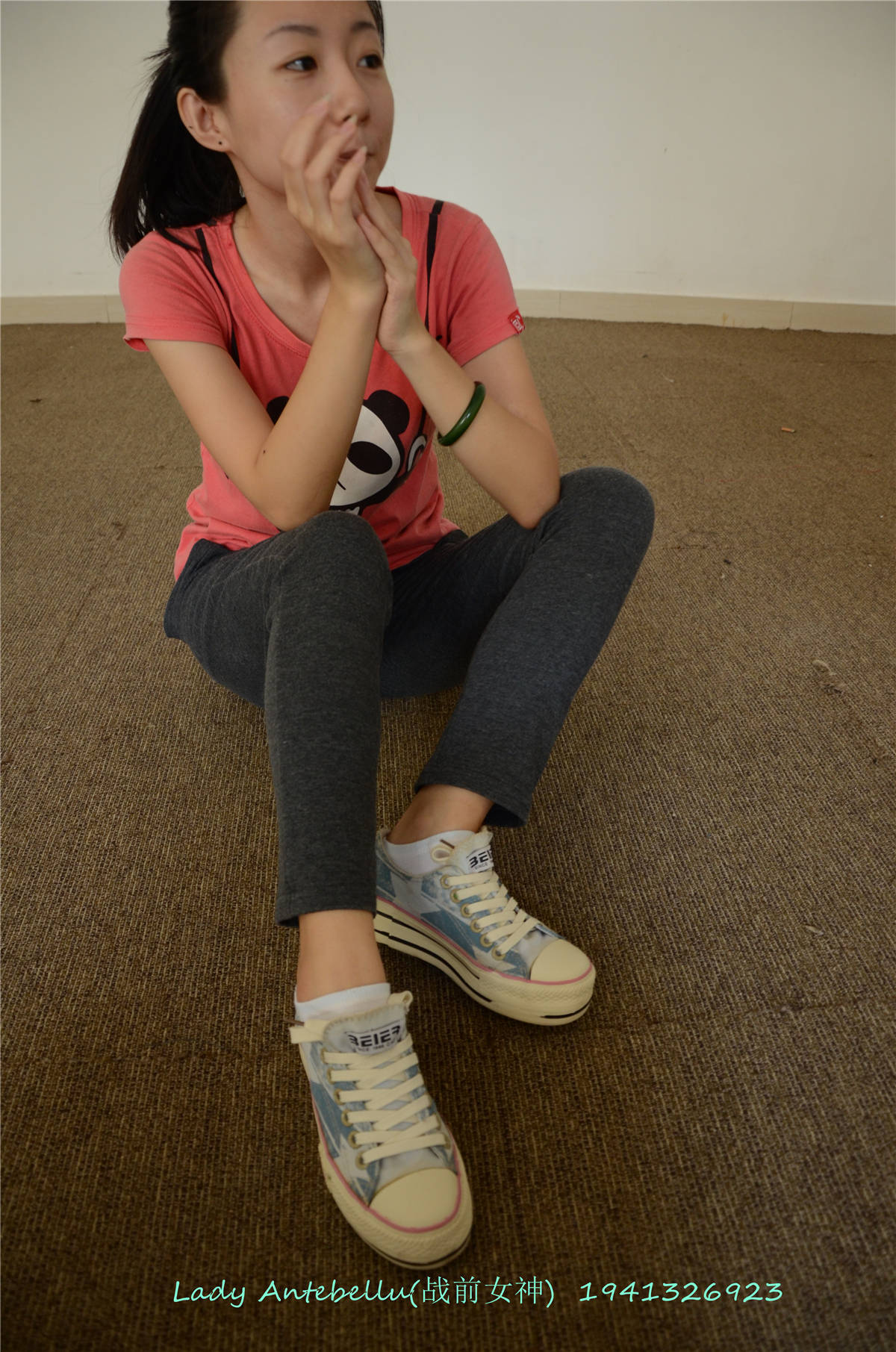 图片[2]-[战前女神] 美腿棉袜女神级摄影套图 058-日更街拍