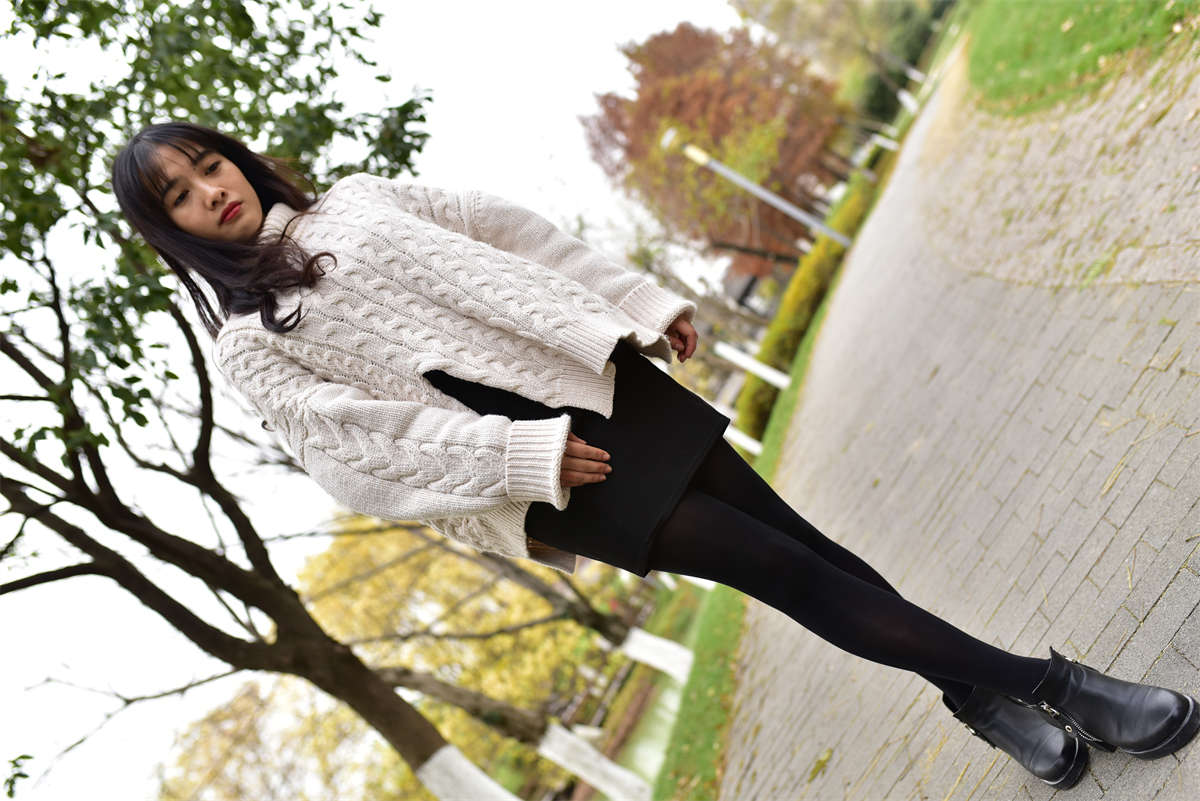 图片[2]-大生模拍 NO.049 嘉嘉 答应你们的厚黑丝-日更街拍