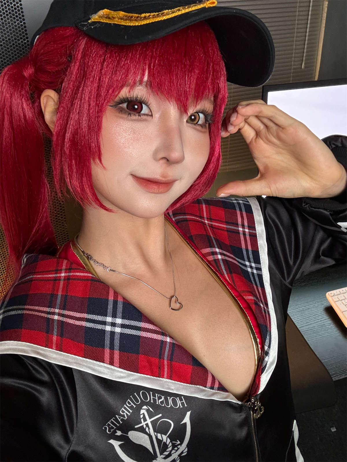 图片[2]-知名动漫博主-蠢沫沫 Hololive 宝钟玛琳 船长-日更街拍