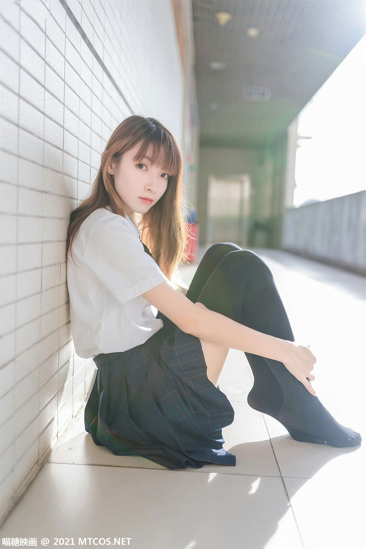 图片[2]-喵糖映画 VOL.376 芊芊细腿-日更街拍