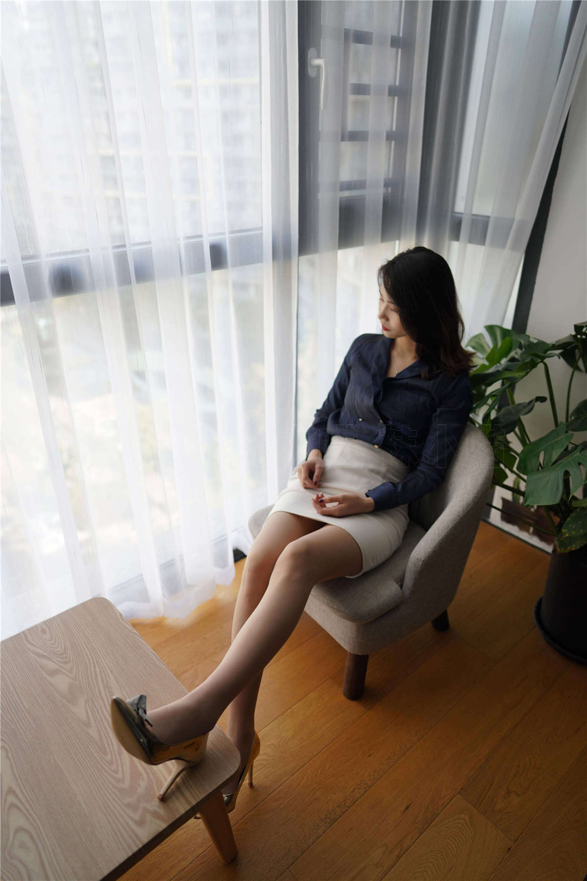 图片[2]-壹吻映画 YW002 雅妍-清爽职业装-日更街拍