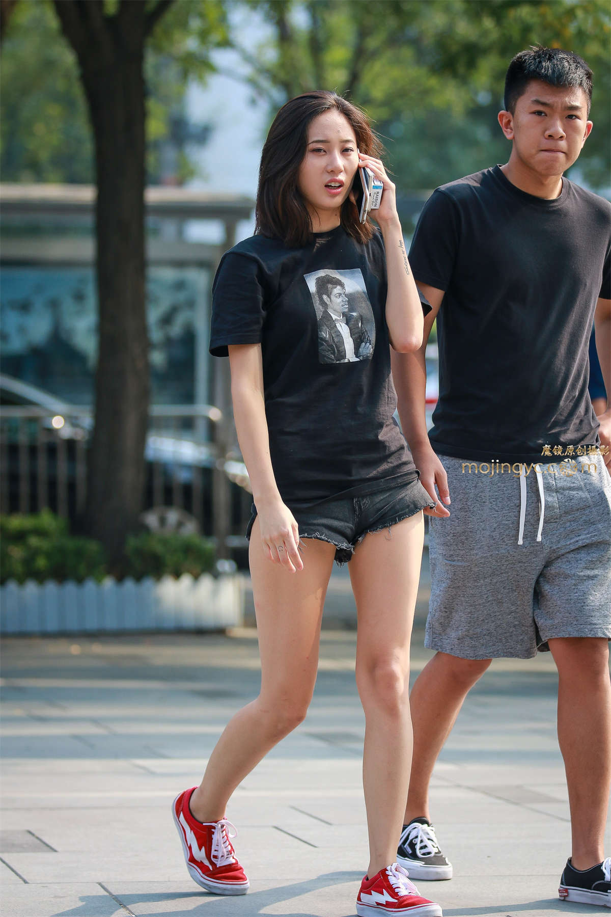 超短热裤女友-日更街拍