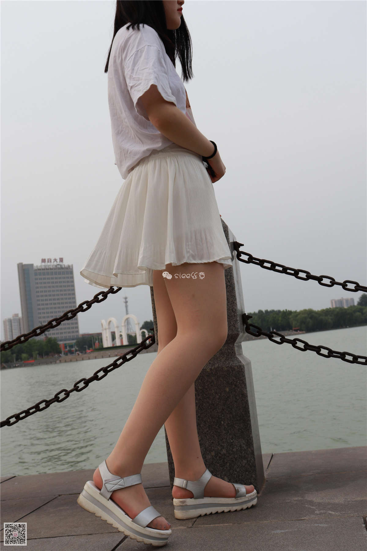 图片[2]-SIEE丝意 NO.122 晨晨 短裙肉絲-日更街拍