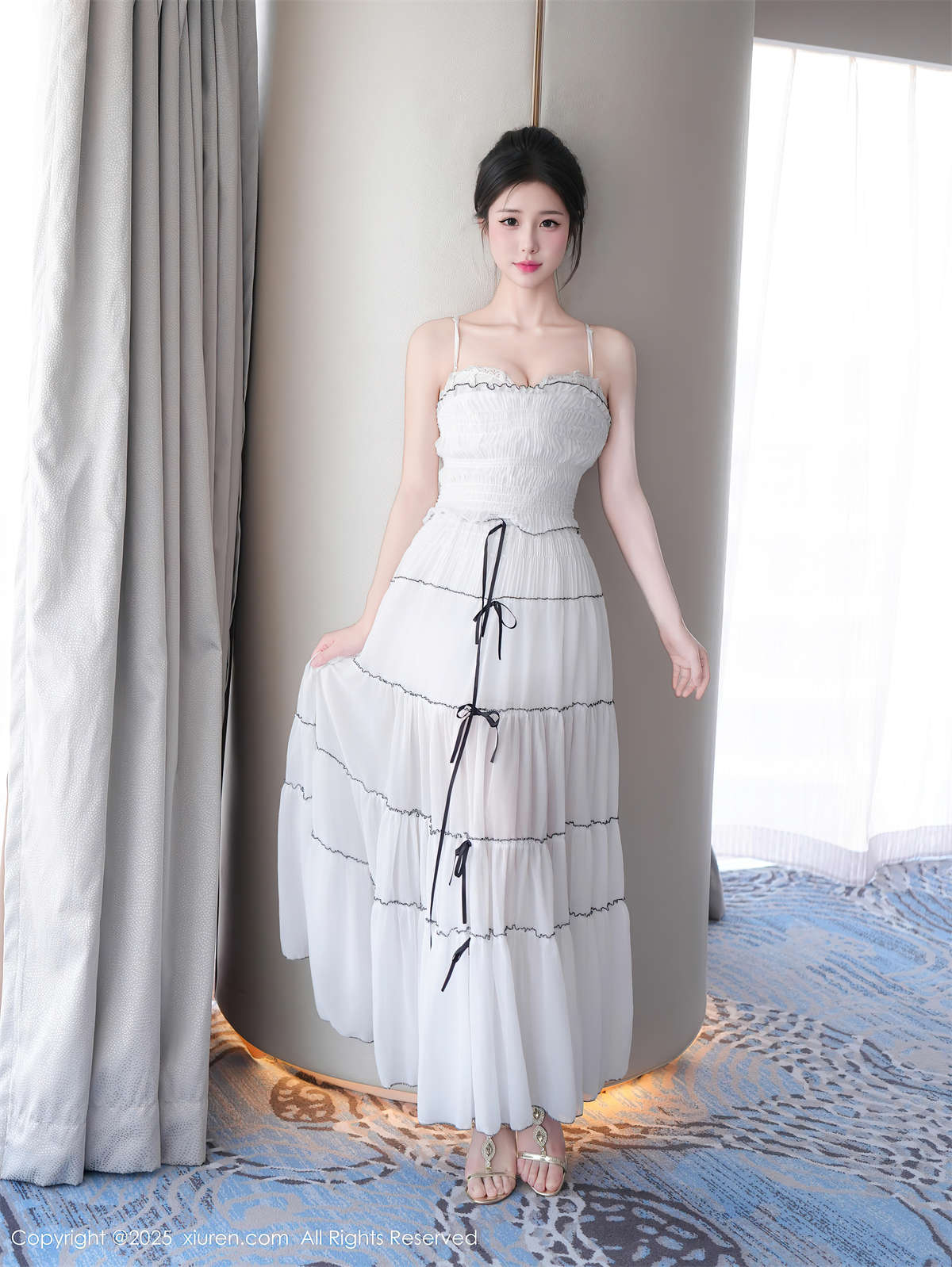 图片[2]-Xiuren秀人网 2025.05.22 NO.10310 奶芙酱-EVA-日更街拍