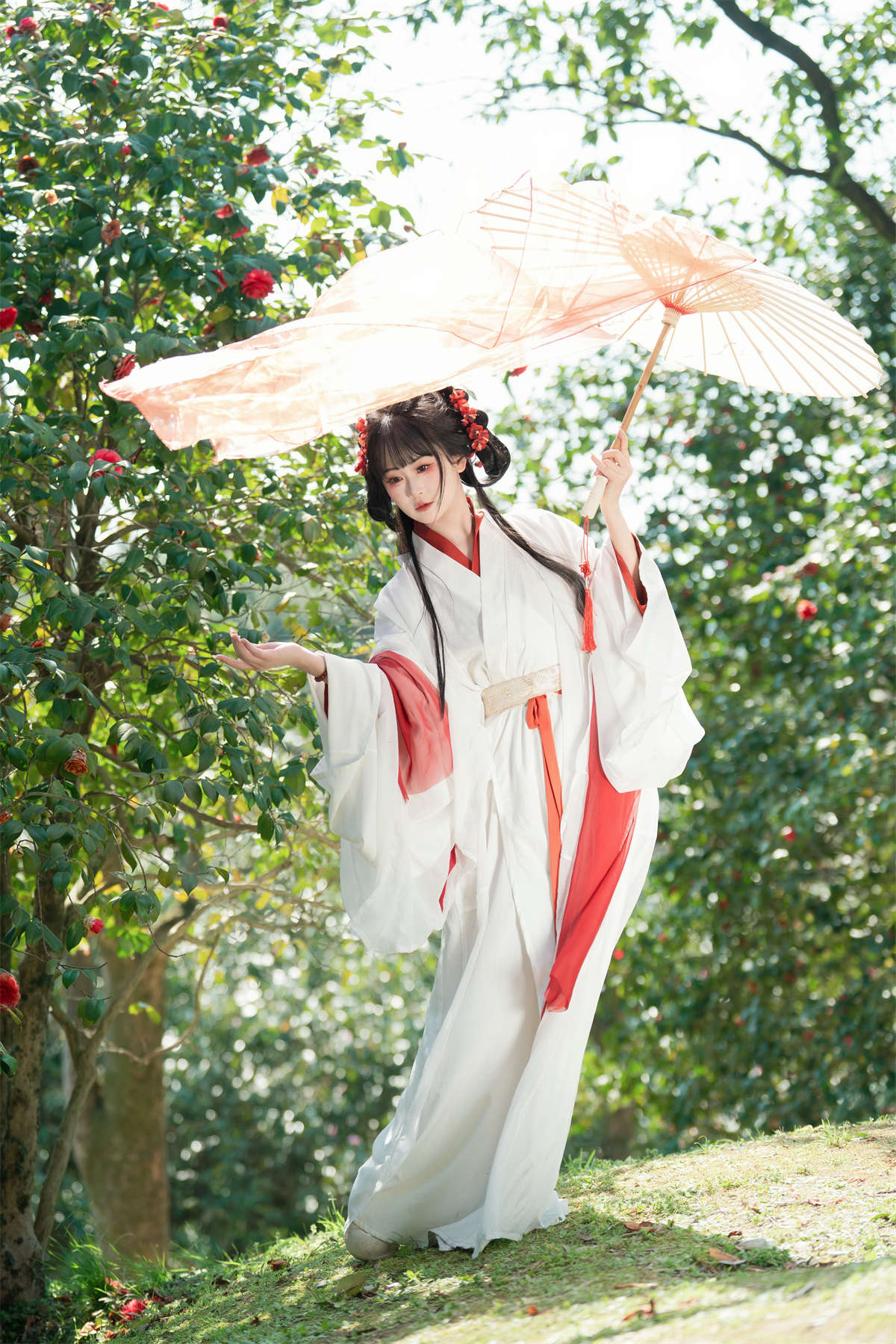 图片[2]-YITUYU艺图语 2025.04.16 邂逅山茶花 湫一只岁岁-日更街拍