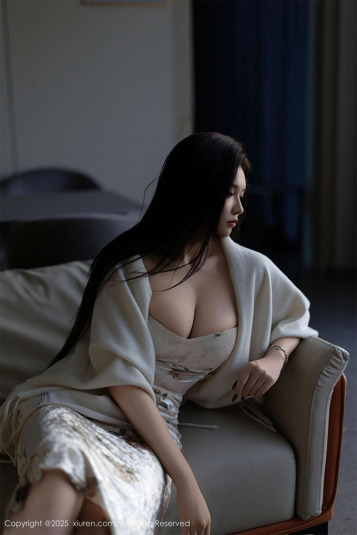 Xiuren秀人网 2025.02.18 NO.9899 娜比-日更街拍