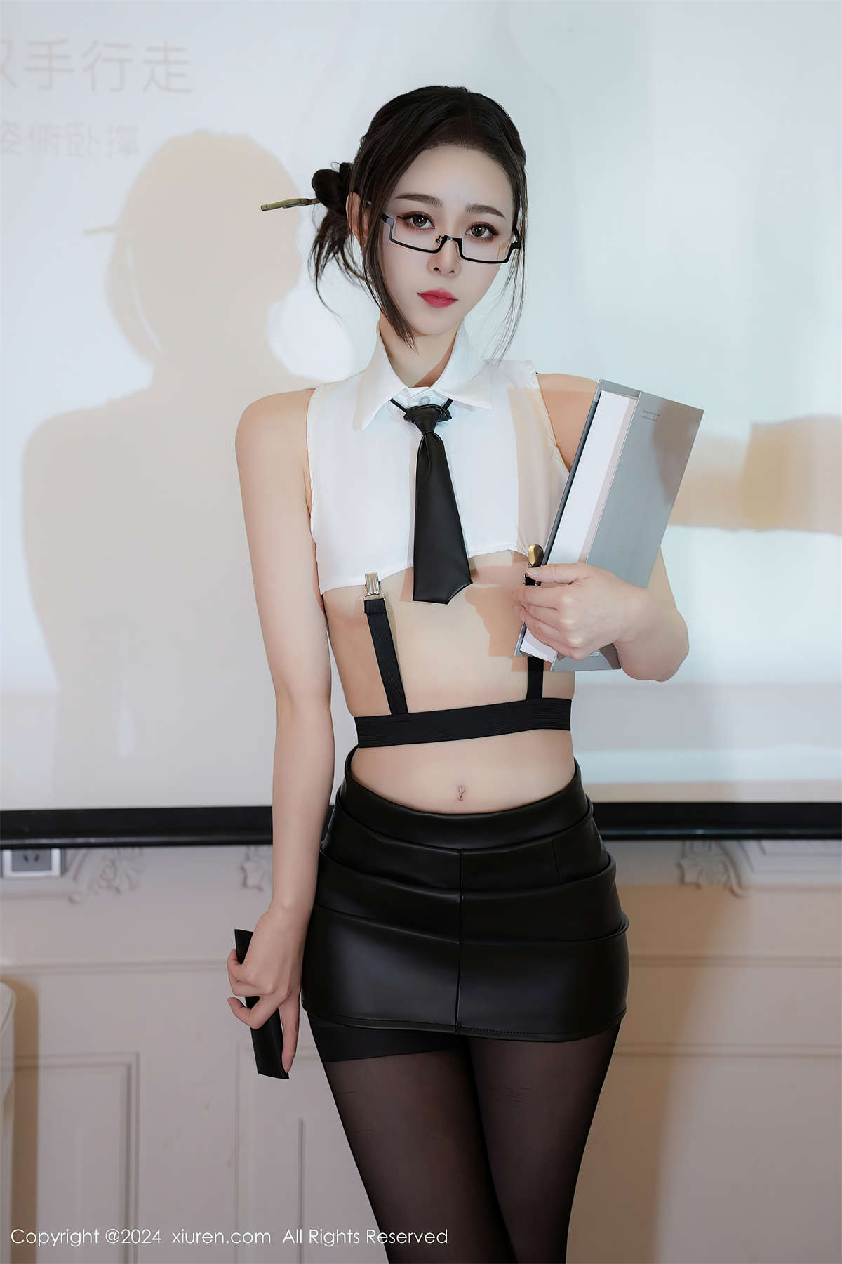 图片[2]-Xiuren秀人网 2024.10.28 NO.9353 糖糖-日更街拍