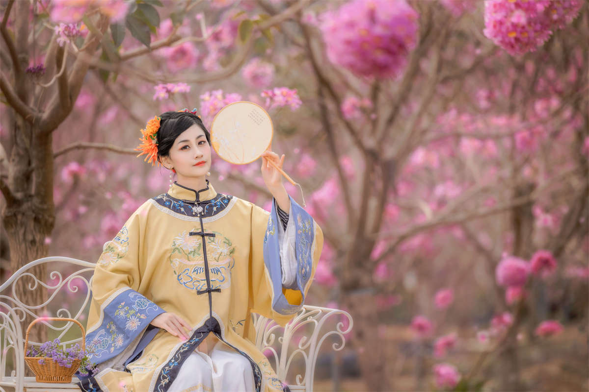 YITUYU艺图语 2025.04.18 风铃晚 糖糖-日更街拍