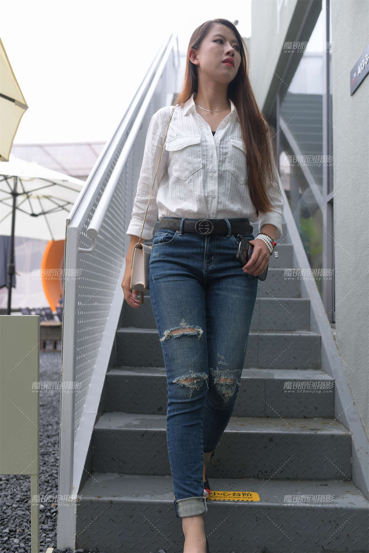 沉浸式牛仔系列-01-白衬衫-日更街拍