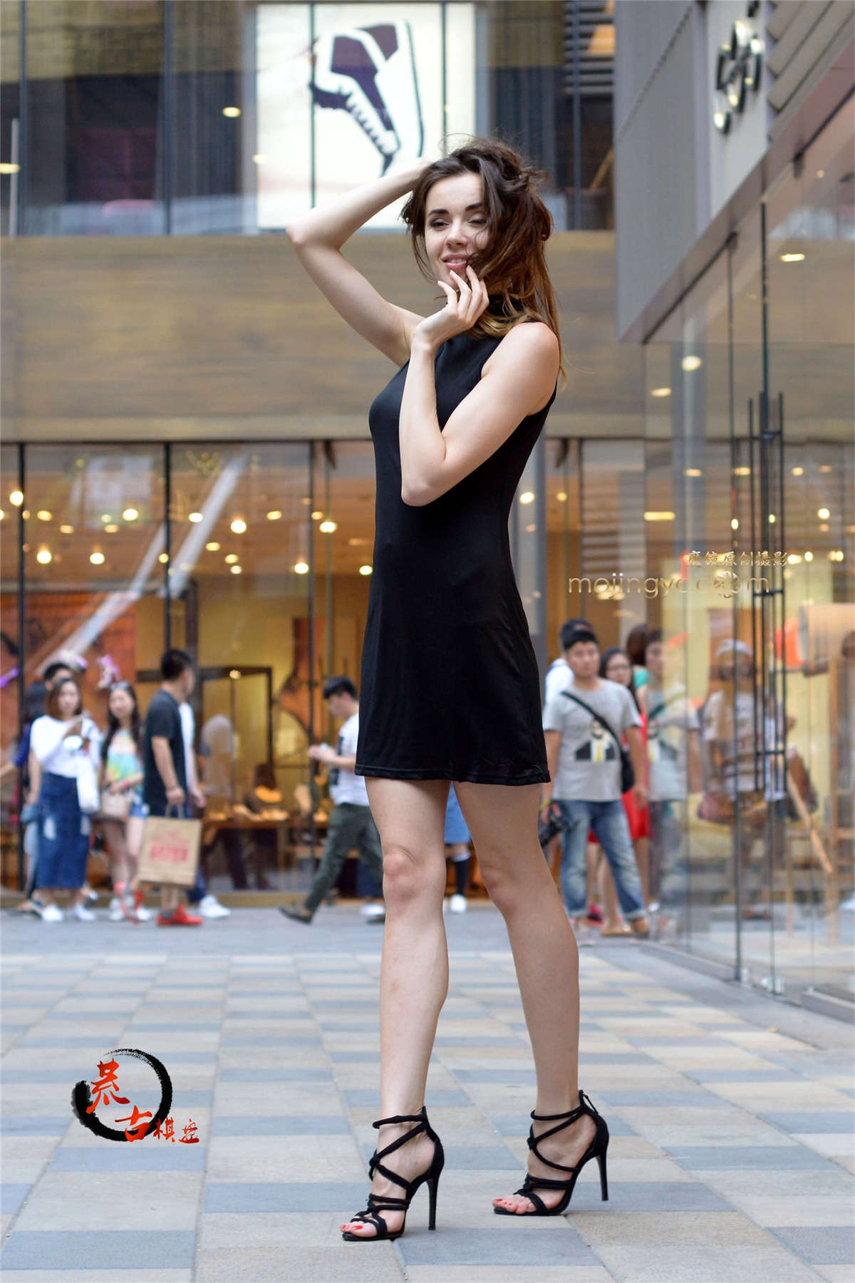 图片[2]-8-10 乌克兰美女-日更街拍