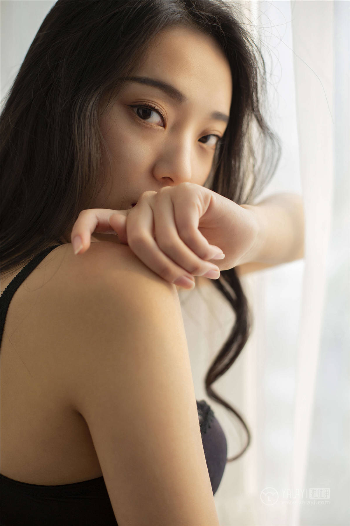 YALAYI雅拉伊 No.237 淑质艳光 楚薇-日更街拍