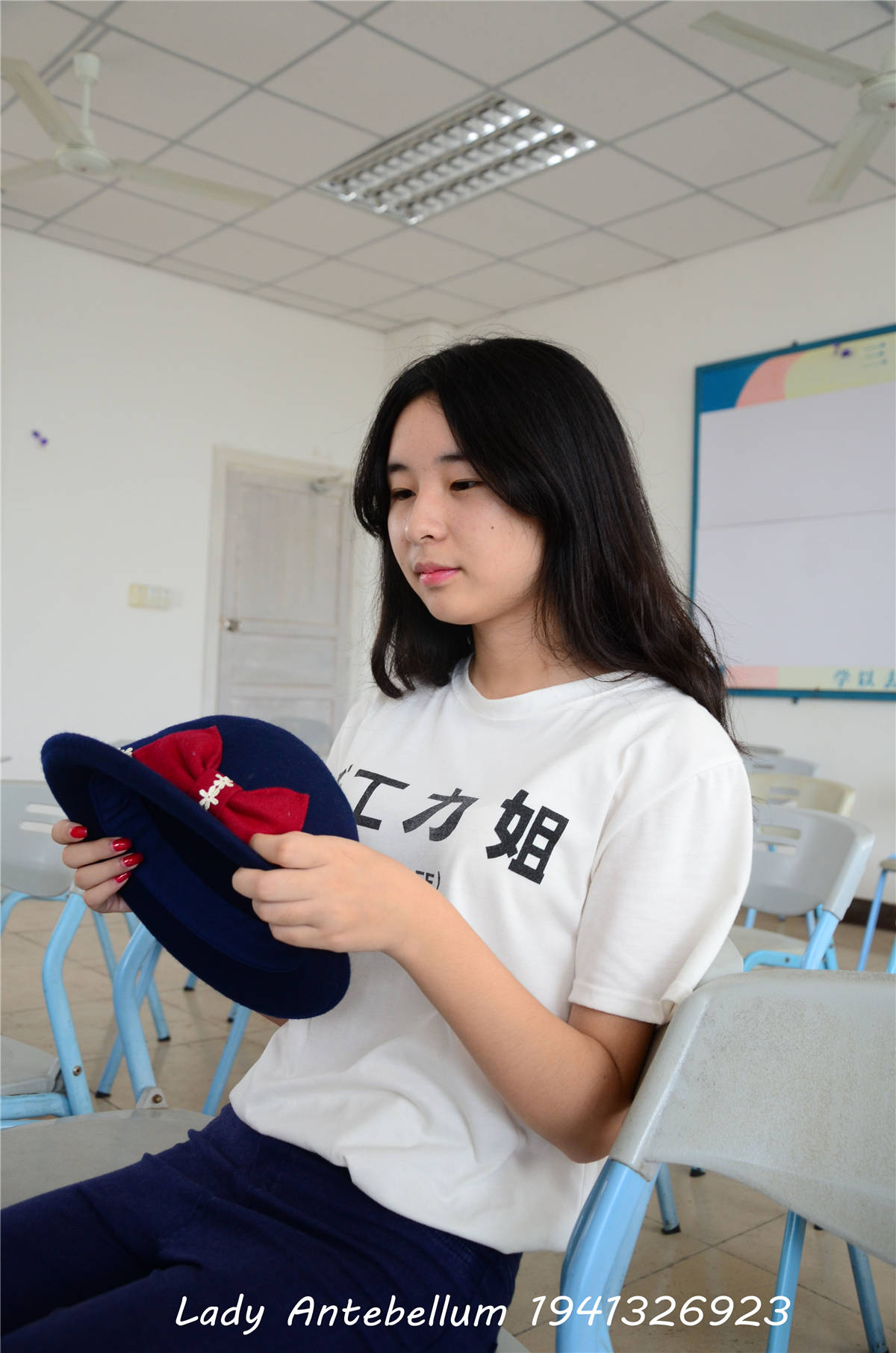 图片[2]-[战前女神] 美腿棉袜女神级摄影套图 067-日更街拍