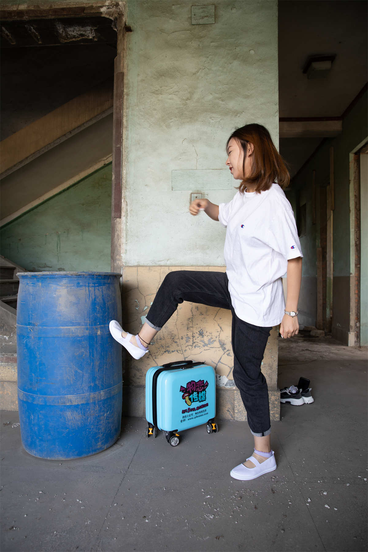 图片[2]-物恋传媒 NO.766期 婷婷-东篱南山-日更街拍