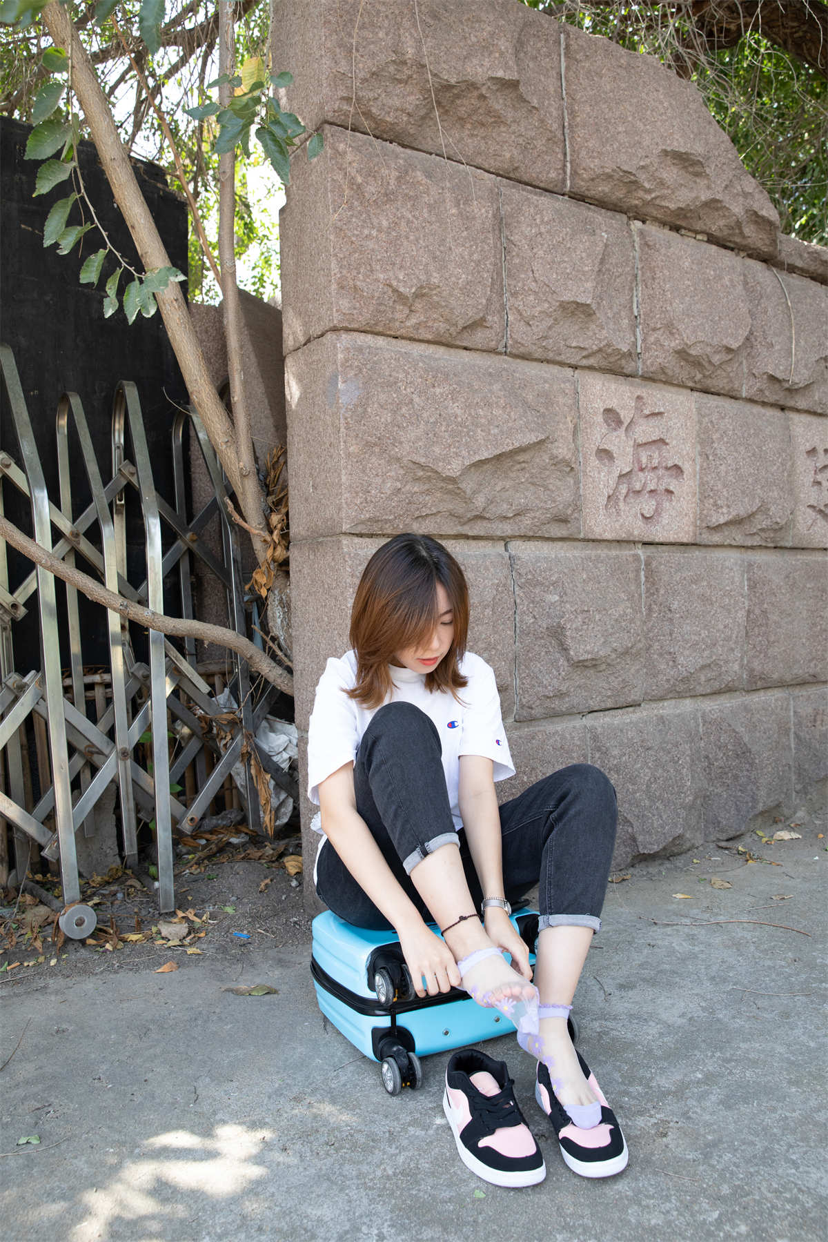 物恋传媒 NO.766期 婷婷-东篱南山-日更街拍