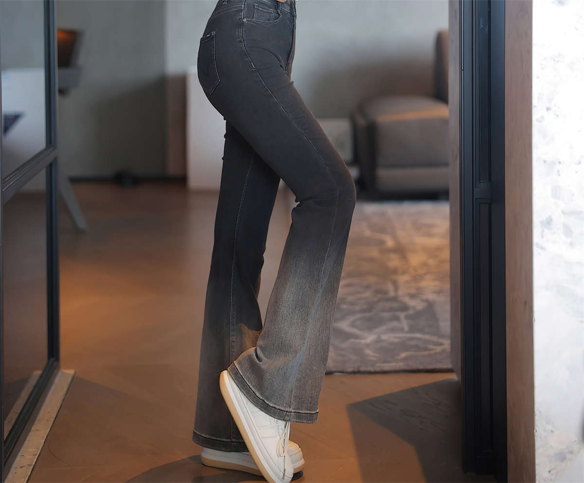 图片[2]-Xiuren秀人网 2024.11.29 NO.9524 桃妖夭-日更街拍