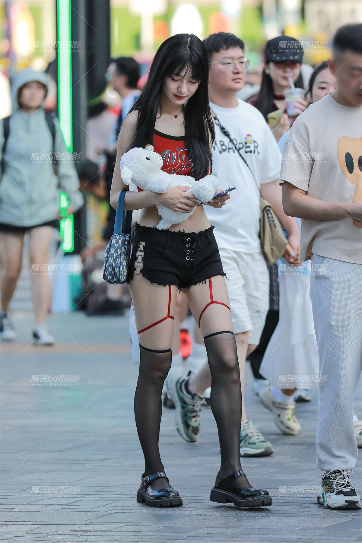 图片[2]-黑色热裤女友-日更街拍