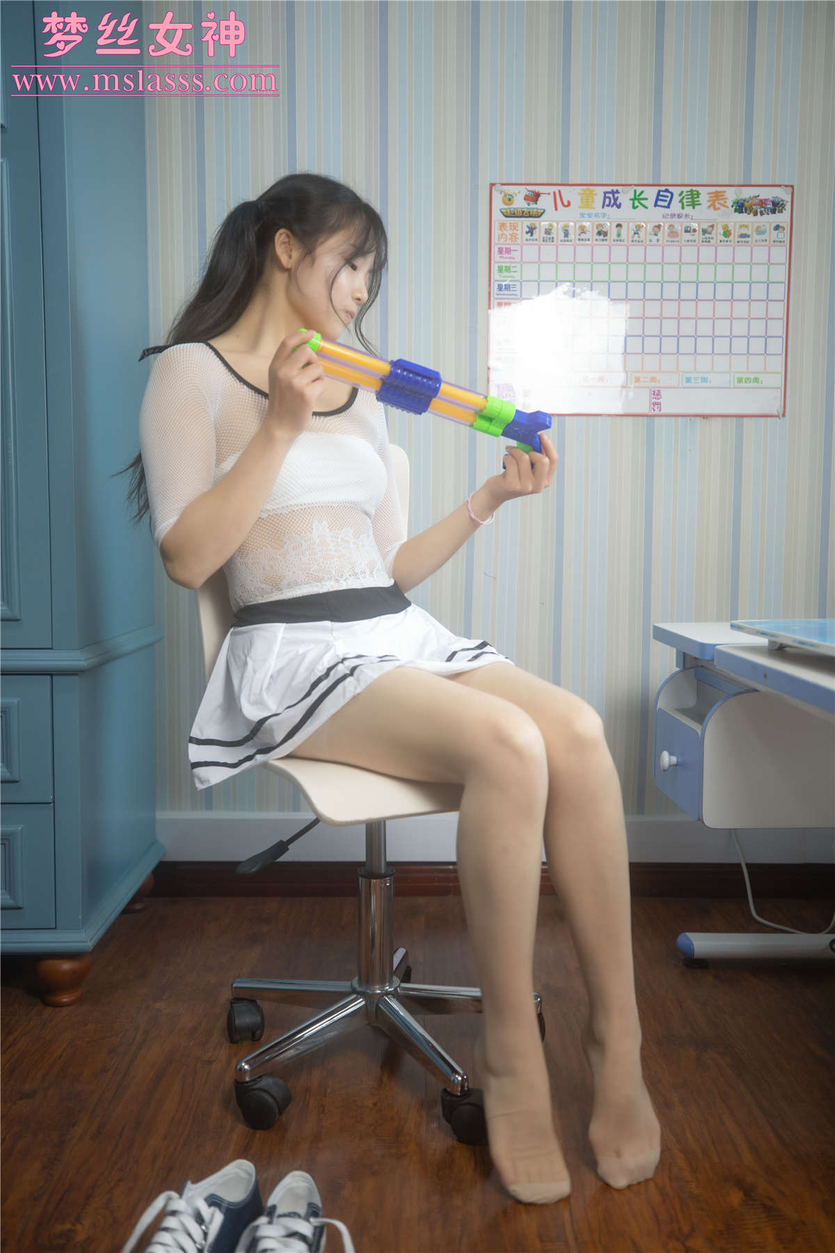 图片[2]-2020.12.24 灵唯 《双马尾杀》-日更街拍