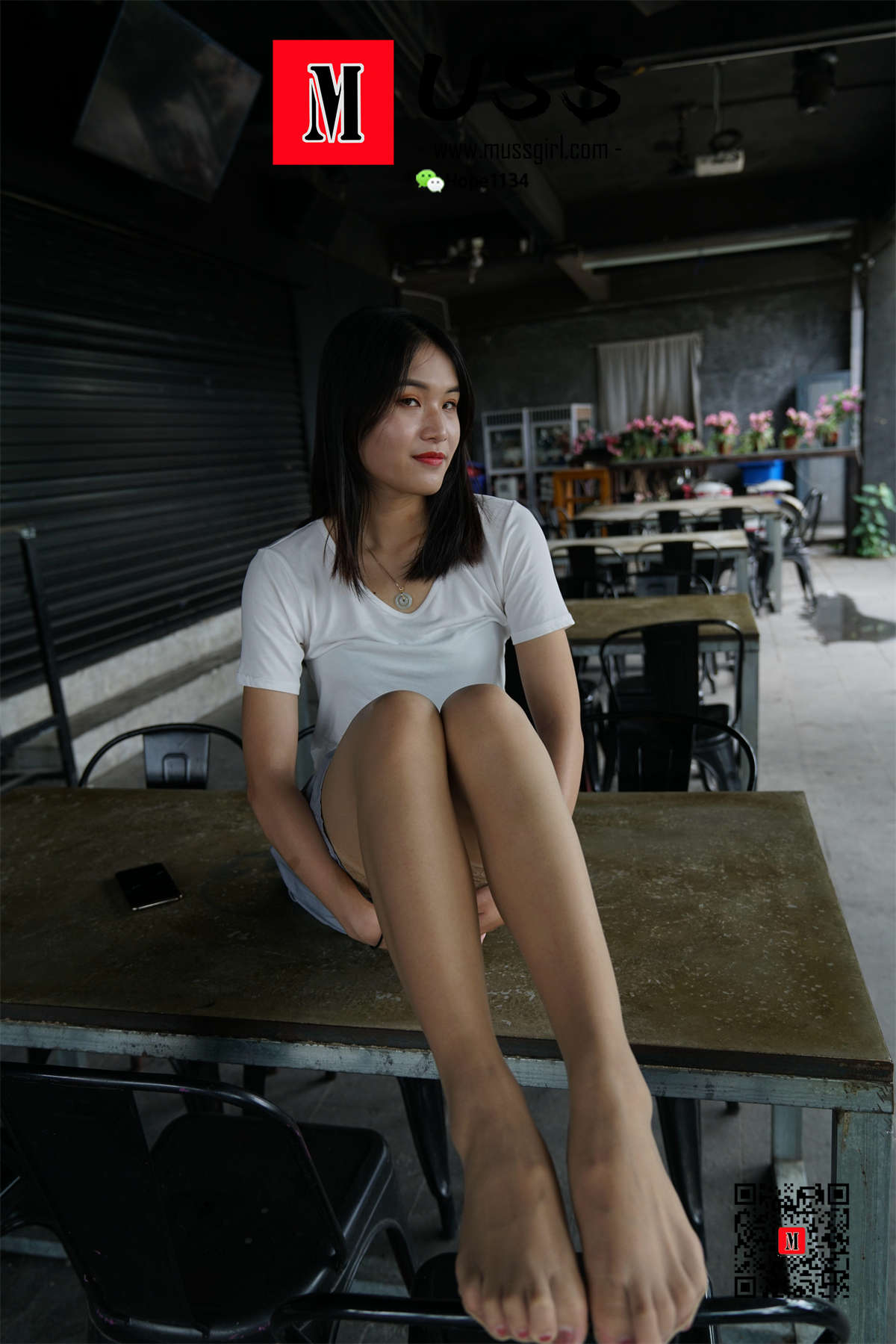 图片[2]-MussGirl慕丝女郎 NO.010 陈老师长筒蕾丝与少女裙搭配的清纯…-日更街拍