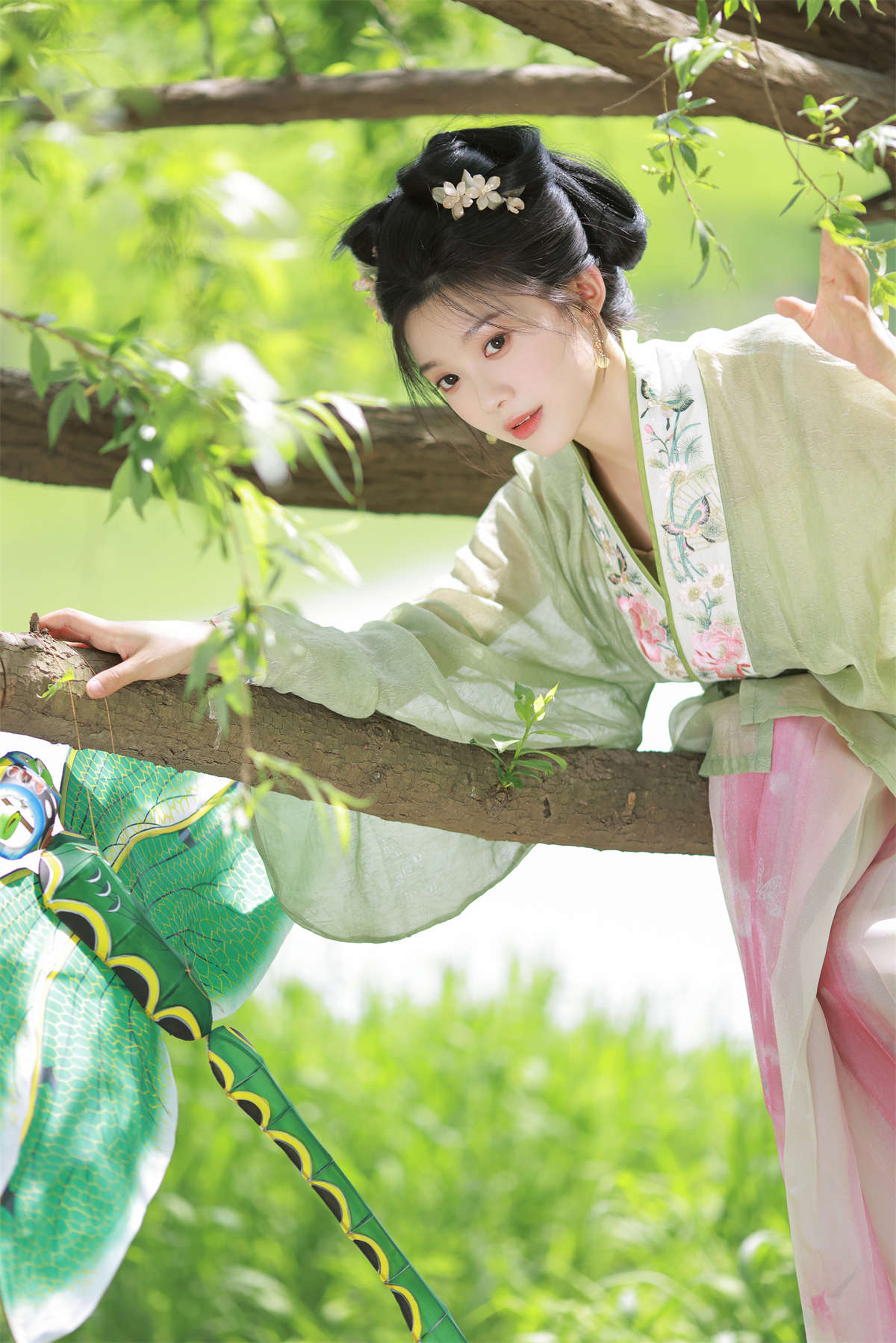 YITUYU艺图语 2024.11.20 弄春声 彭瑶吖插图1