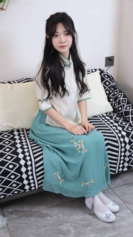 绮梦 No.85期 yuuu (花絮视频版)【图包+视频】