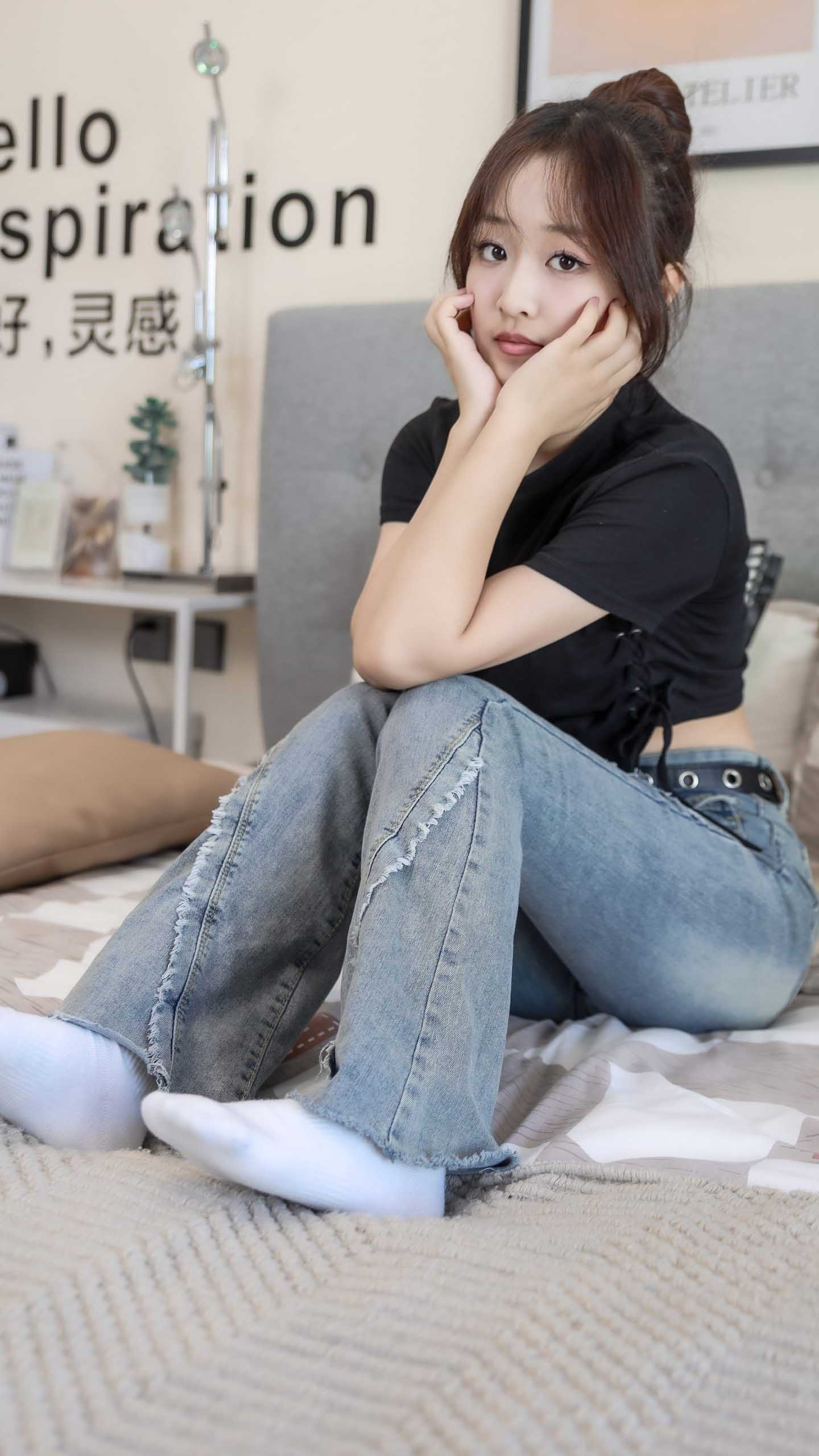 绮梦 No.0054期 以凡（无印珍藏版）-日更街拍