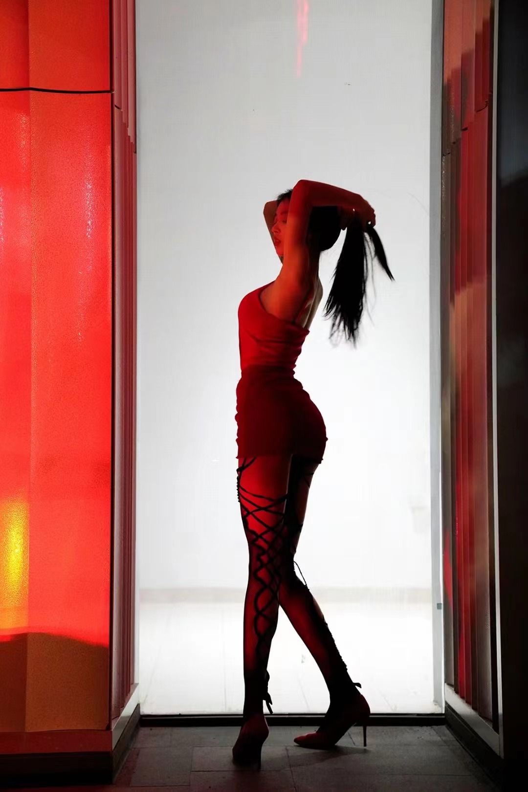 抖音网红:徐珺大哥最新合集下载插图1 抖音网红:徐珺大哥最新合集下载插图1