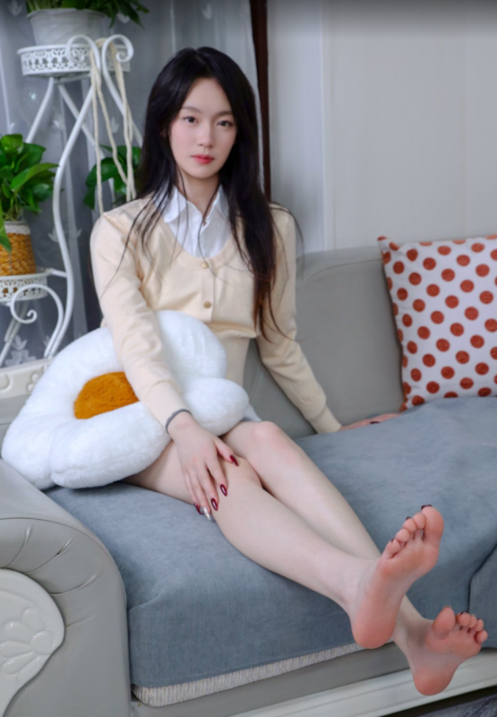 绮梦摄影破解 No.187期 小艺 (无水印珍藏版)【图包+视频】