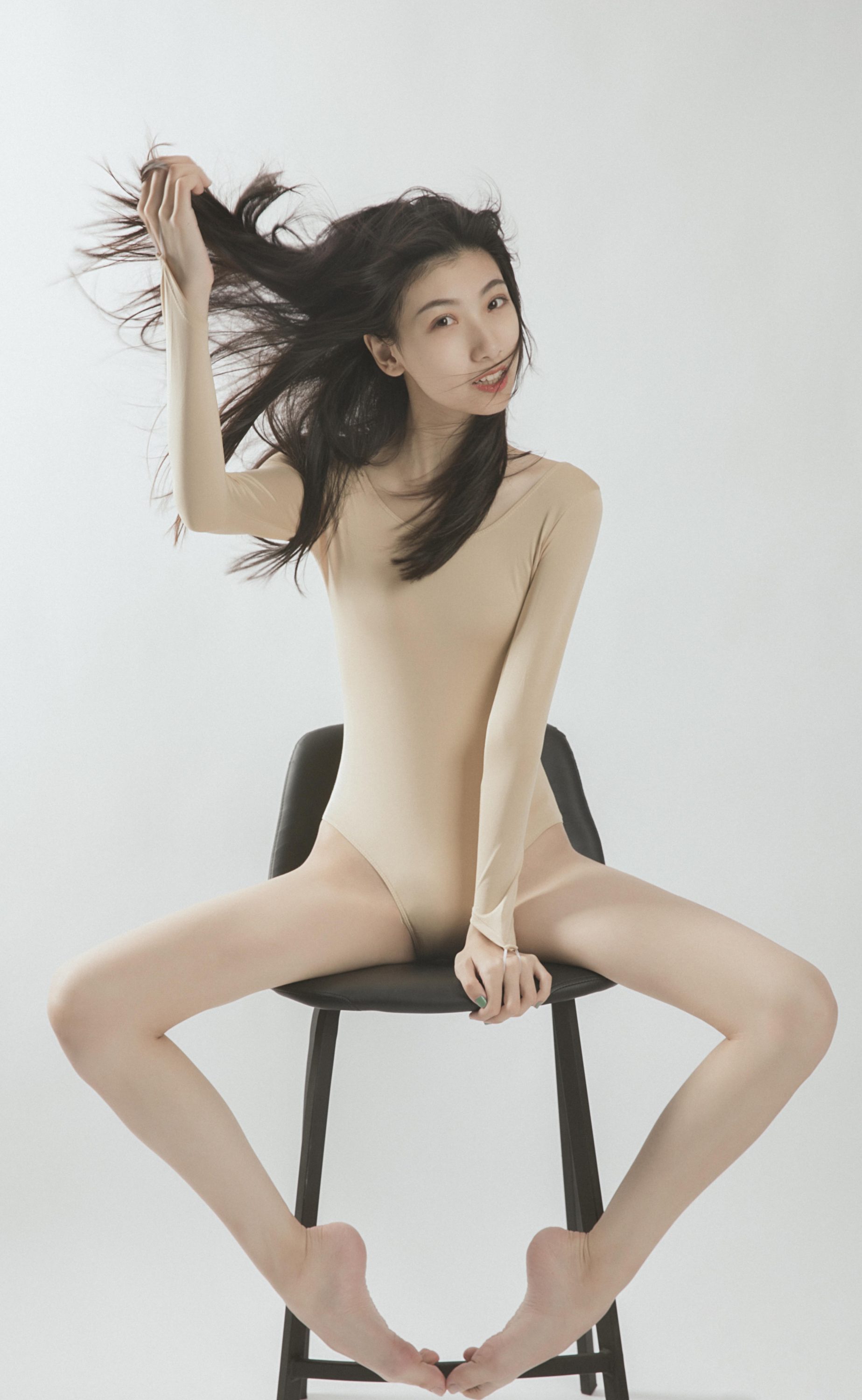 舞蹈生写真合集137套4k毛孔级原图-日更街拍