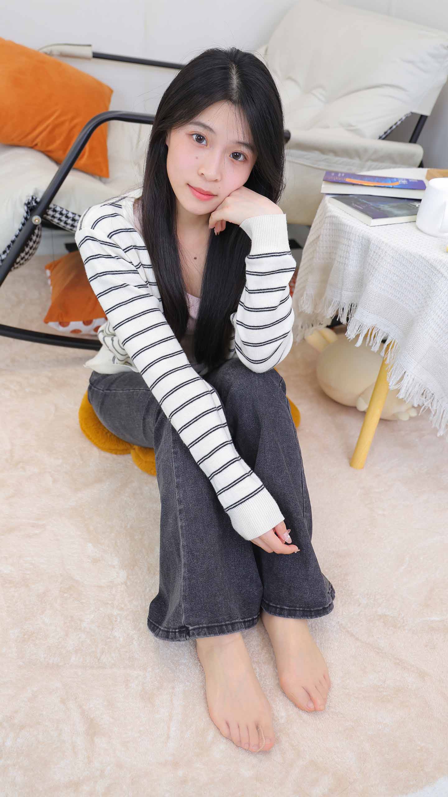 绮梦摄影：第417期 小芸（ 无印珍藏版）【图包+视频】-日更街拍