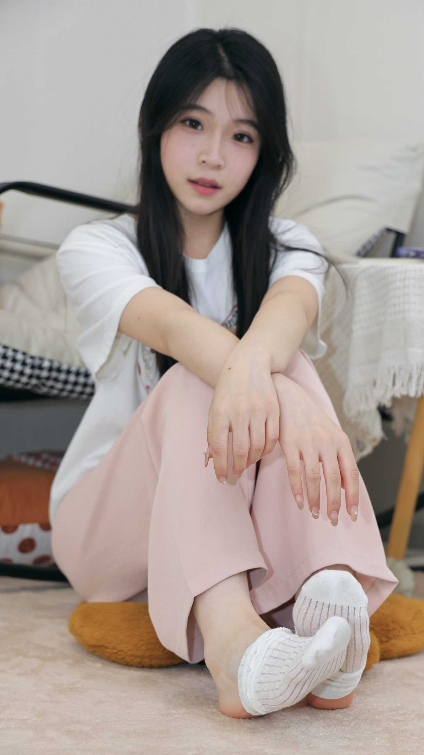 绮梦摄影：第440期 小芸（ 无印珍藏版）【图包+视频】-日更街拍