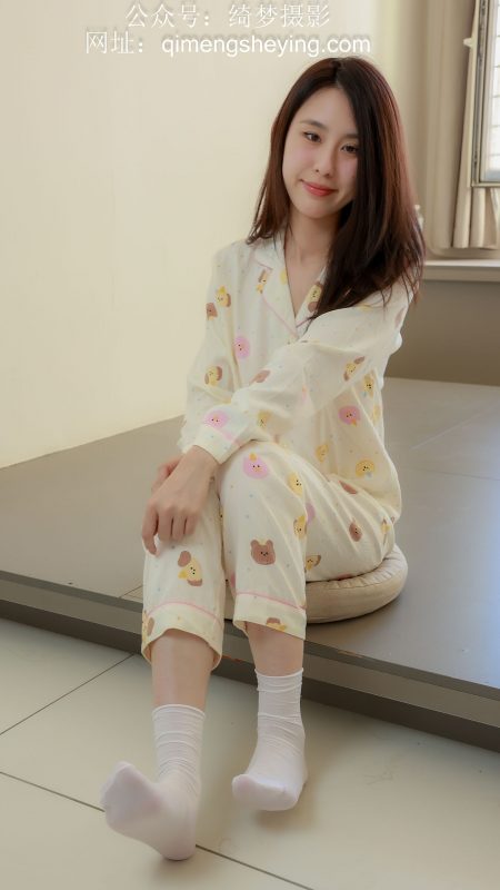 绮梦摄影：第35期 yaya（ 无印珍藏版）【图包+视频】