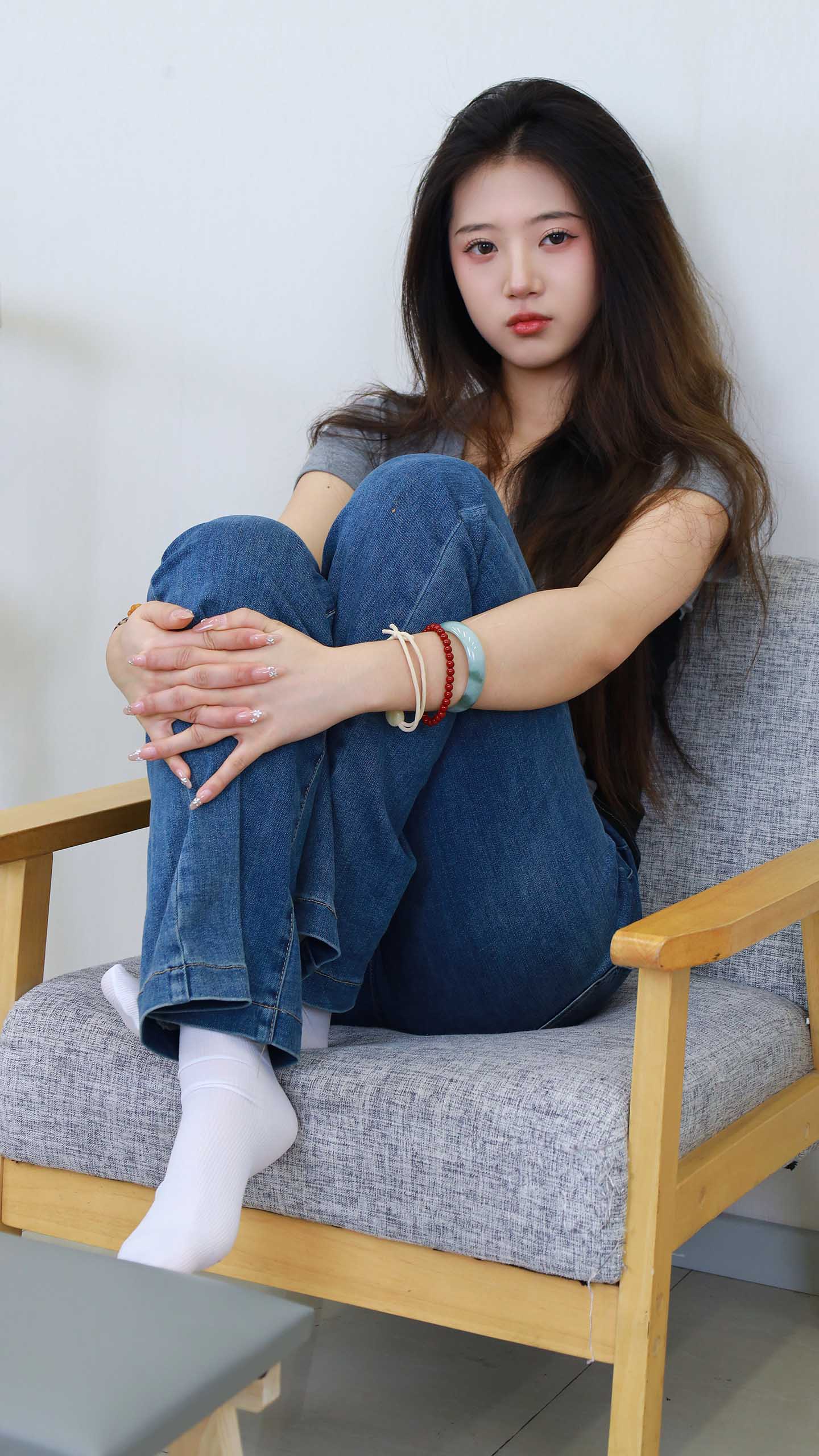 绮梦摄影：第247期期 子涵 （无印珍藏版）【图包+视频】-日更街拍