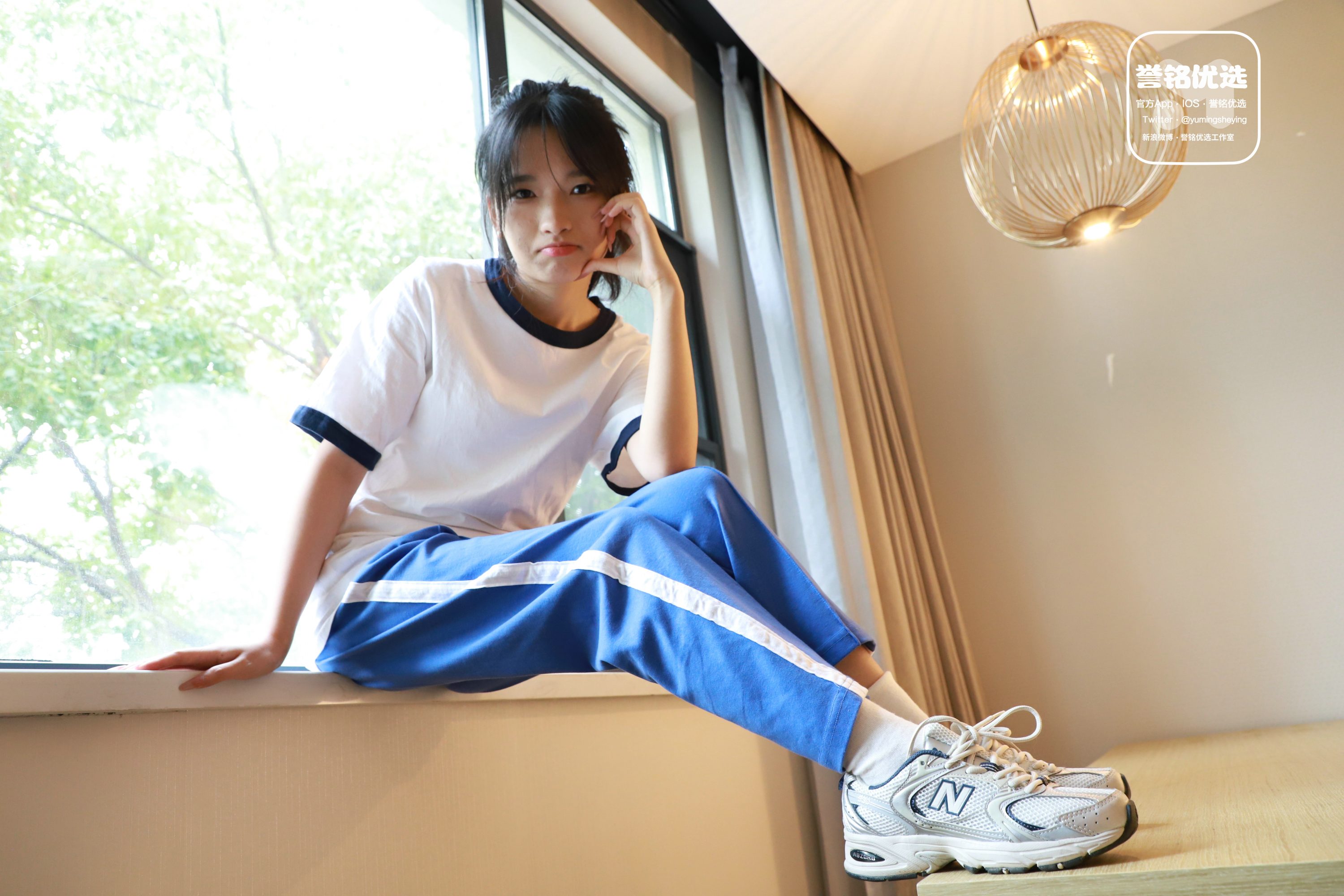 誉铭摄影站长精选6套合集，模特都很清纯很美。12G，无需解压！-日更街拍